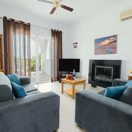 בית נופש Dreams Ferienvilla By Interhome גנאדי