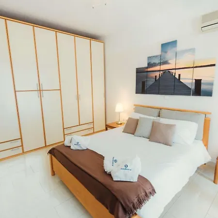 Holiday home Dreams Ferienvilla By Interhome Gennadi